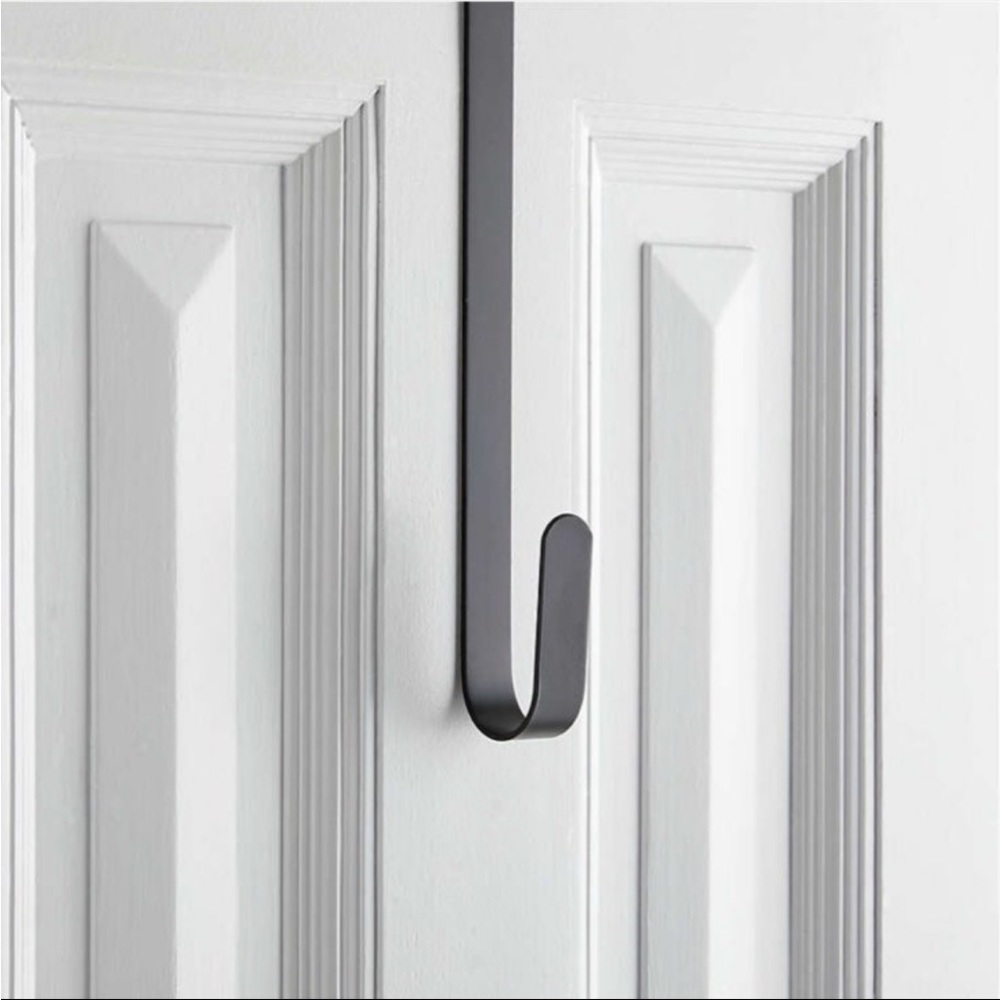 NEW Modern Minimalistic Matte Black Wreath Hook Hanger
